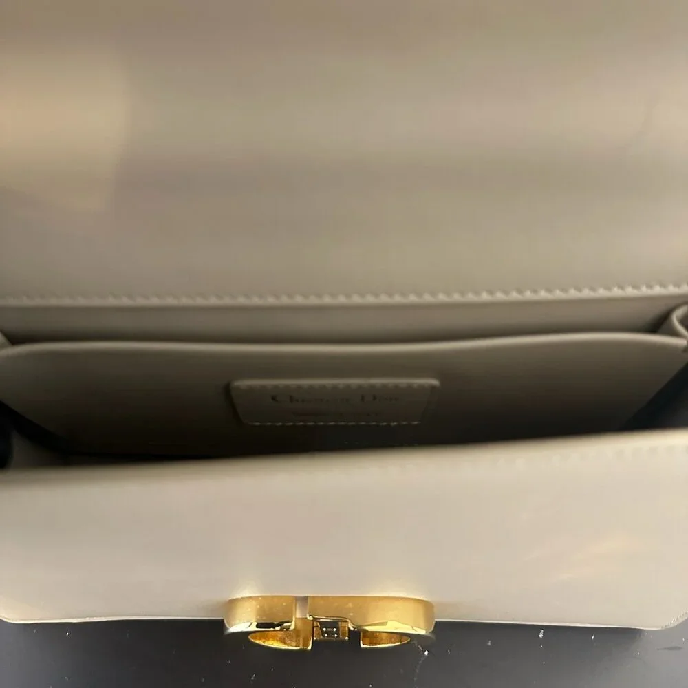 Dior 30 Montaigne Bag - Picture 5 of 5